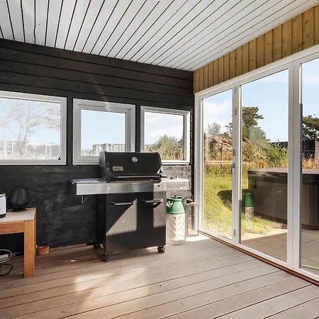 Stunning In With 6 Bedrooms And Wifi בית נופש אבלטופט