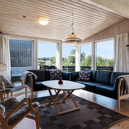 Stunning In With 6 Bedrooms And Wifi בית נופש *